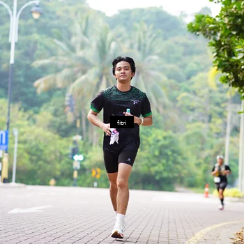 Runner Photo 8216678