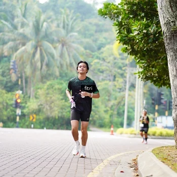 Runner Photo 8216745