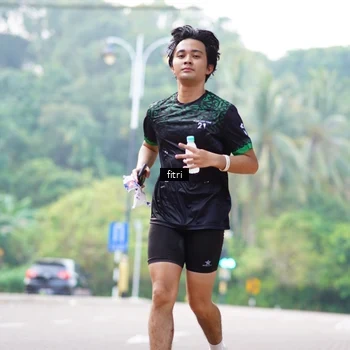 Runner Photo 8216792