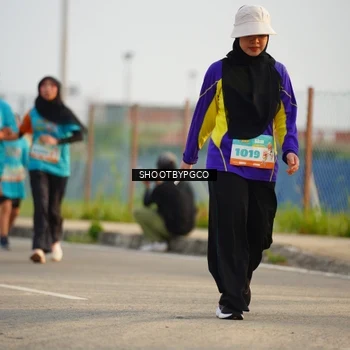 Runner Photo 8216900