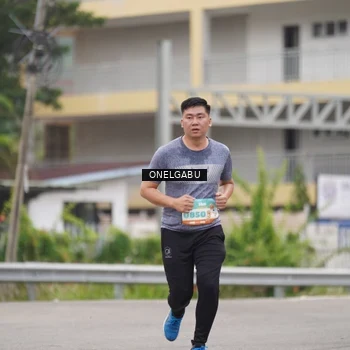 Runner Photo 8216918