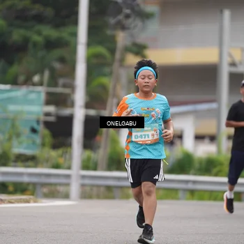 Runner Photo 8216956