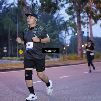 Runner Photo 8216999