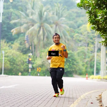 Runner Photo 8217004