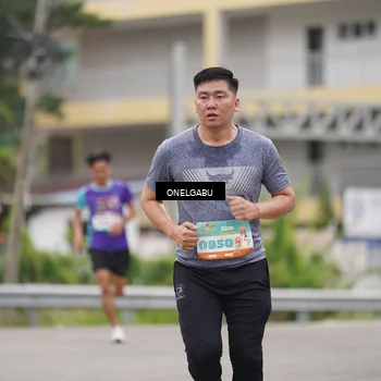 Runner Photo 8217007