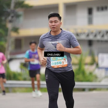 Runner Photo 8217012