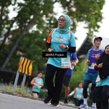Runner Photo 8217110