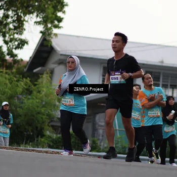 Runner Photo 8217138