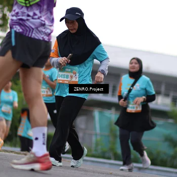 Runner Photo 8217303
