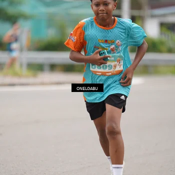 Runner Photo 8217340