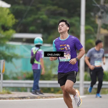 Runner Photo 8217554