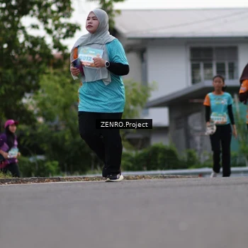 Runner Photo 8217736