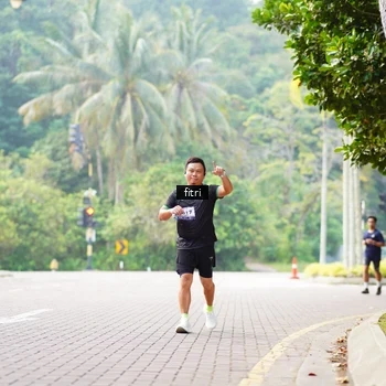 Runner Photo 8217752