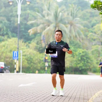 Runner Photo 8217796