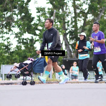 Runner Photo 8217942