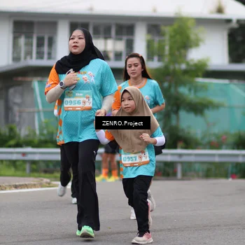 Runner Photo 8218009