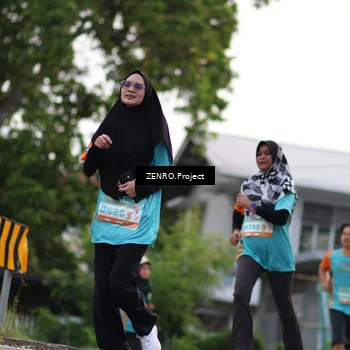 Runner Photo 8218028