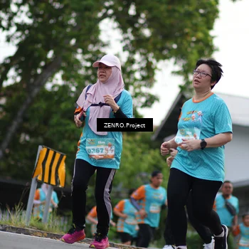 Runner Photo 8218065