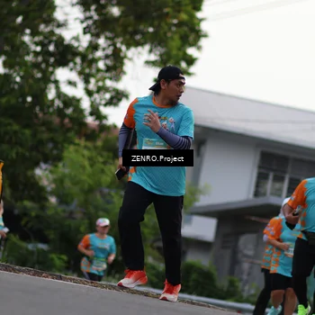 Runner Photo 8218093