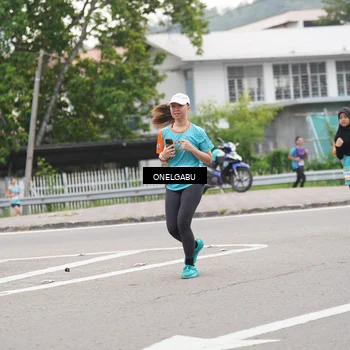 Runner Photo 8218104