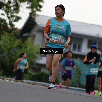 Runner Photo 8218110