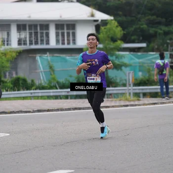 Runner Photo 8218185