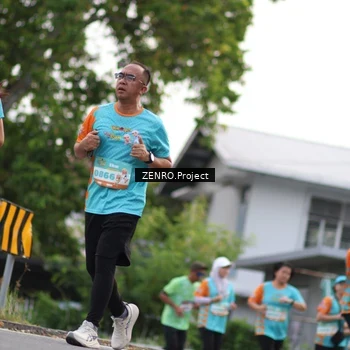 Runner Photo 8218261