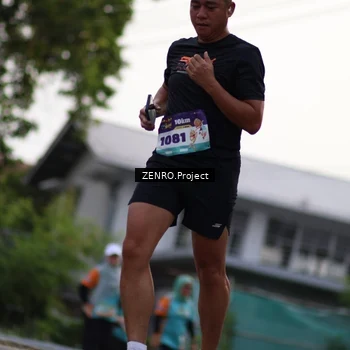 Runner Photo 8218291