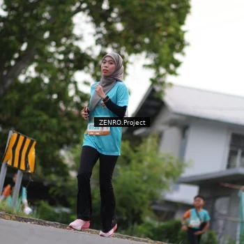 Runner Photo 8218298