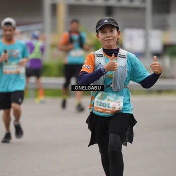 Runner Photo 8218323