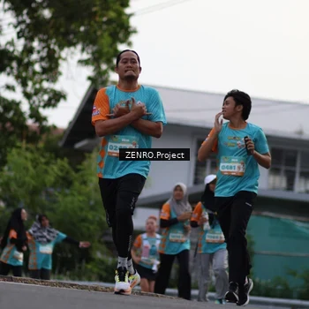 Runner Photo 8218330