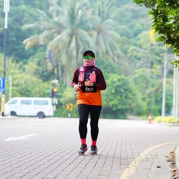 Runner Photo 8218428
