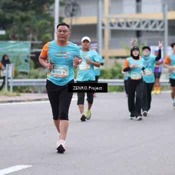 Runner Photo 8218593