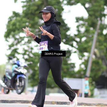 Runner Photo 8218700