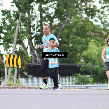 Runner Photo 8218724