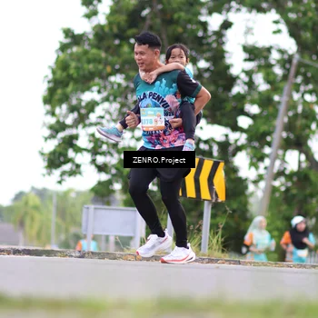 Runner Photo 8218738