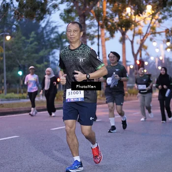 Runner Photo 8218883