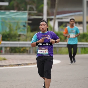 Runner Photo 8218893