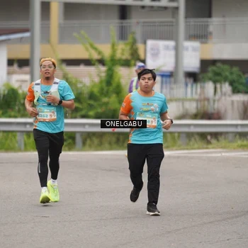 Runner Photo 8218987