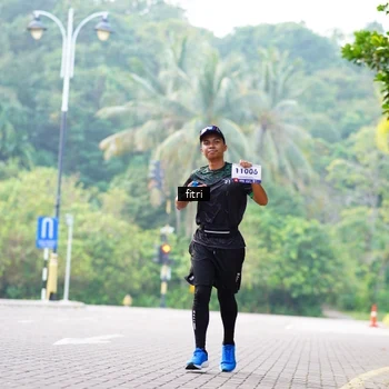 Runner Photo 8219004