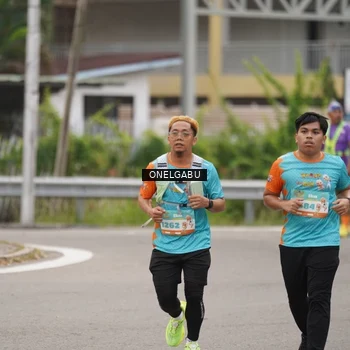 Runner Photo 8219006