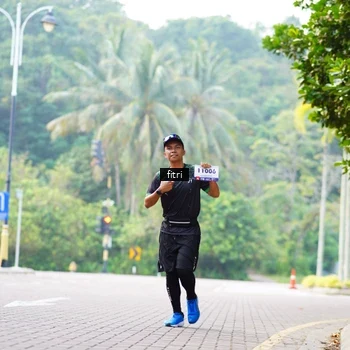 Runner Photo 8219011