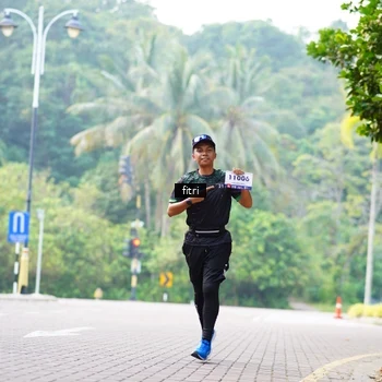 Runner Photo 8219018