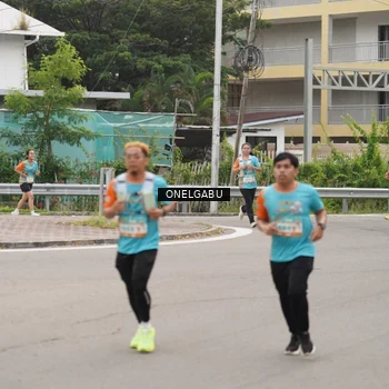 Runner Photo 8219043