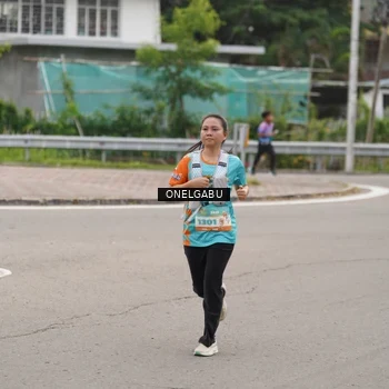 Runner Photo 8219062