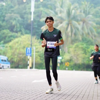 Runner Photo 8219140