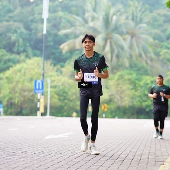 Runner Photo 8219153