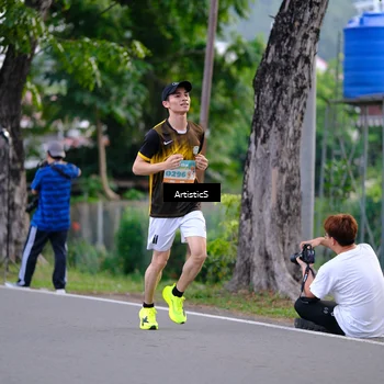 Runner Photo 8219341