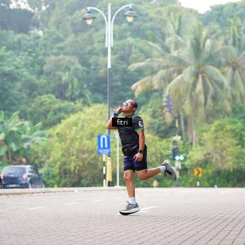 Runner Photo 8219381