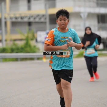 Runner Photo 8219385